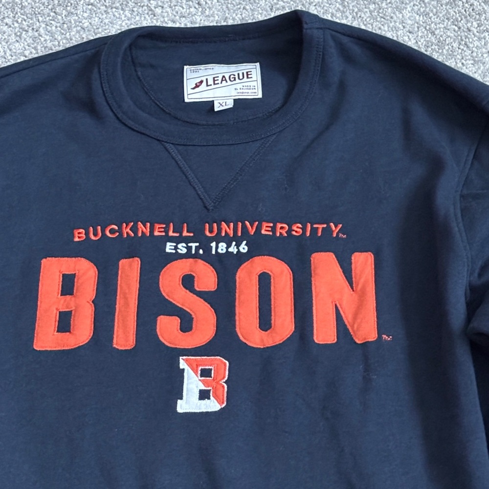 NWOT Navy Blue Orange Bucknell University Bison College Sweatshirt sz XL - Picture 2 of 5